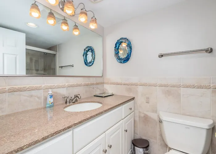 Private Oceanfront Balcony From 3 Bedroom In The Quay Building! Ferienhaus Ocean Stadt