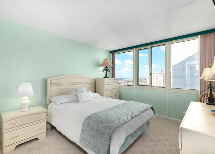 Ferienhaus Private Oceanfront Balcony From 3 Bedroom In The Quay Building! Ocean Stadt