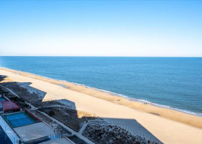 Private Oceanfront Balcony From 3 Bedroom In The Quay Building! *